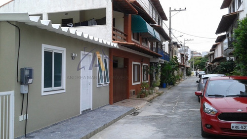 Casa A Venda No Bairro Braga Em Cabo Frio - Rj. - Cc3087-1