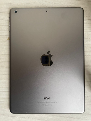 iPad Apple Air 1 St Gen 2014 A1474 9.7  16gb Silver 1gb Ram