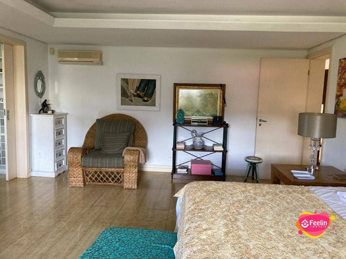 Imagem 14 de 30 de Casa Com 7 Dormitórios À Venda, 511 M² Por R$ 5.000.000,00 - Novo Campeche - Florianópolis/sc - Sc - Ca0101_feelin