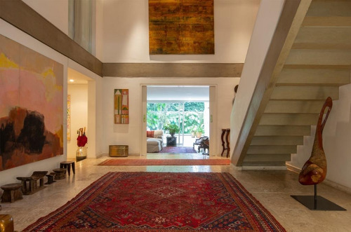Imagem 24 de 30 de Casa Espaçosa Com Estilo Contemporâneo Está Localizada Em Uma Das Melhores Ruas S À Venda, 872 M² Por R$ 18.000.000 - Jardim Europa - São Paulo/sp - Ca0843