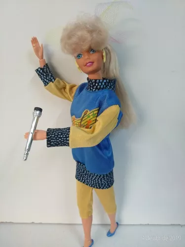 Barbie Estrela os Roqueiros Brasil, Feiticeira77