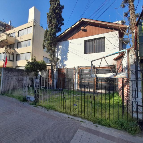 Oficina Manuel Montt/valenzuela Castillo