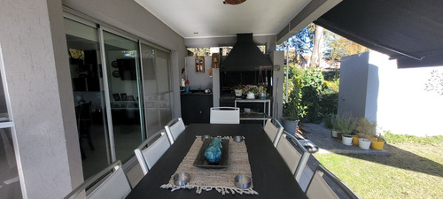Imagen 14 de 14 de Casa En Venta Entre Caminos/447 Y 21 D/city Bell