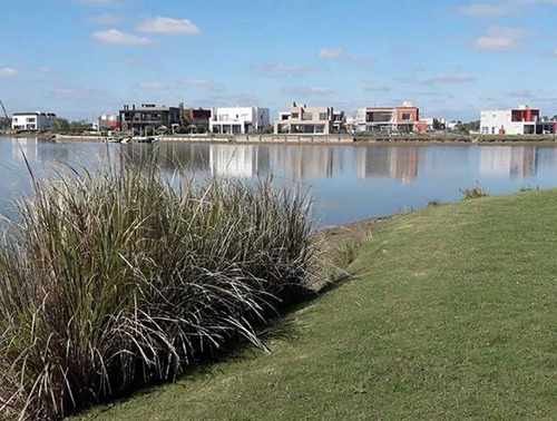 Venta Lote En Barrio Santa Rita - Retazado