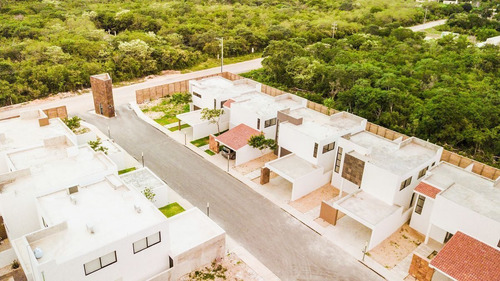 Imagen 3 de 8 de Terreno En Privada Conkal