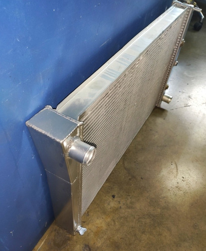 Radiador Chevrolet Malibú C10 C30 Aluminio Completo