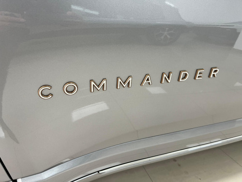 Jeep Commander 2.0 Td380 At9 4x4 7pas Overland