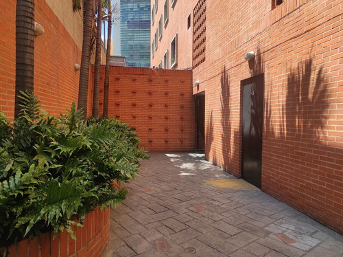 Imagen 2 de 9 de Oficina Alquiler 77m2 2o/1b/0p Los Dos Caminos
