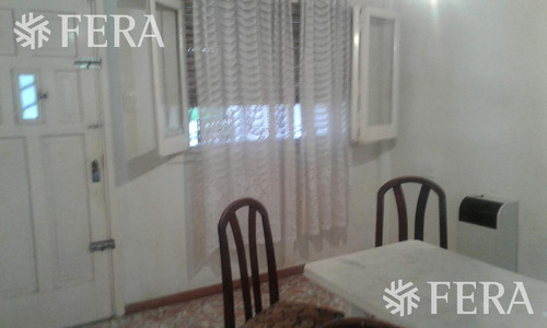 Venta De Casa Para 2 Familias De 3 Ambientes En Wilde Con Cochera (24671)