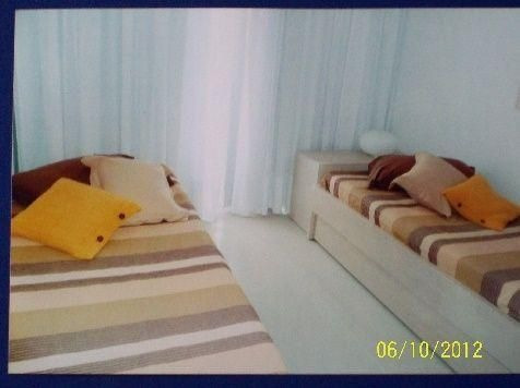 Apartamento En Alquiler De 2 Dormitorios En Roosevelt