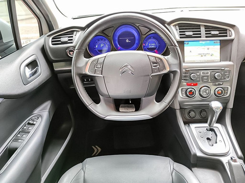 Imagem 6 de 13 de Citroen C4 Lounge 1.6 Exclusive 16v Turbo 2014