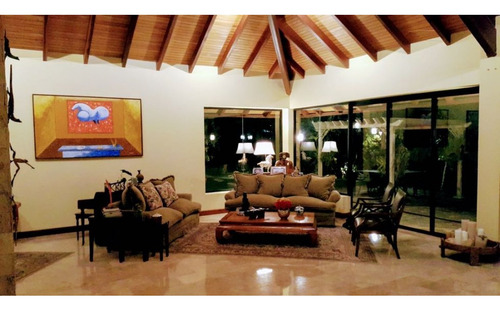 Se Vende Casa 620m2 5h/6b/7p Sartenejas