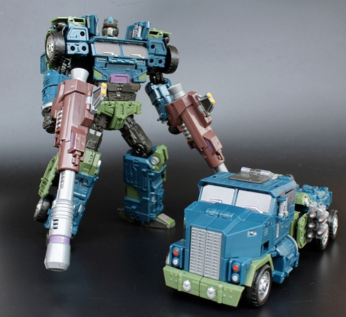 Imagen 4 de 8 de Transformers Bruticus 45cm 5 En 1