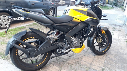 Bajaj Ns 200