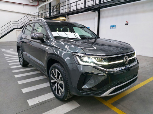 Imagen 3 de 22 de Volkswagen Taos Highline 250tsi