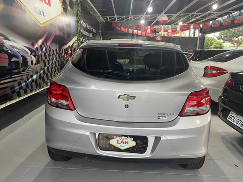 Chevrolet Onix 1.0 Mpfi Lt 8v Flex 4p Manual