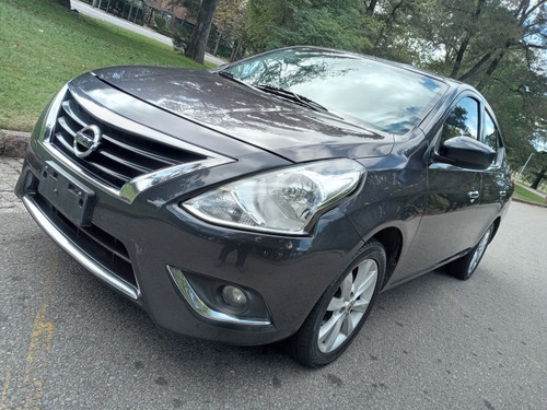 Nissan Versa 1.6 Exclusive Navi At 2017