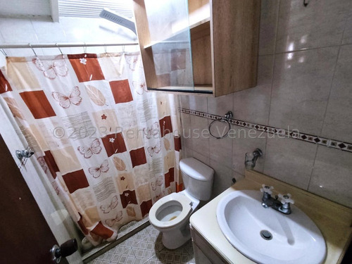 Imagen 12 de 24 de Casa En Alquiler En Parroquia Catedral Barquisimeto Lara / Código Flex 23-20748 / Asesor María Gabriela Algarra 0414-5156084