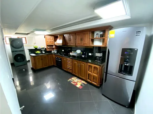 Vendemos Casa Parte Alta Del Poblado