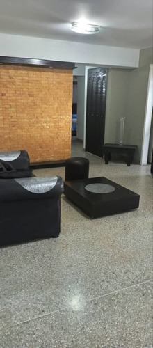 Imagen 2 de 10 de Apartamento En Venta Amoblado Excelente Distribución