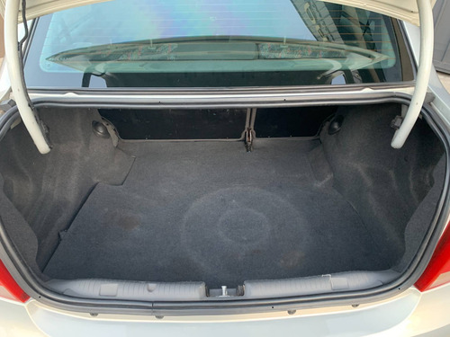 Imagem 7 de 8 de Chevrolet Corsa 1.8 Mpfi Maxx Sedan 8v Flex 4p Manual