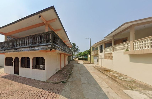 Casa En Venta En Coatzacoalcos, Veracruz. Tsc/