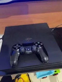 Play Station 4 Pro 1 Tb