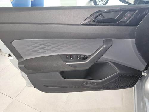 Volkswagen Virtus 1.6 Msi Trendline