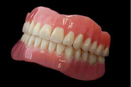 Imagen 1 de 6 de Laboratorio Dental Servicio De Protesis Dentales