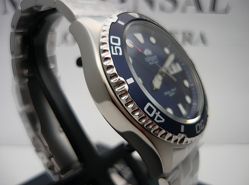 Orient Mako Ray New Model Diver Azul Faa02005d Fotos Reales Color Del Fondo Azul Color De La Malla Acero Cepillado Color Del Bisel Azul