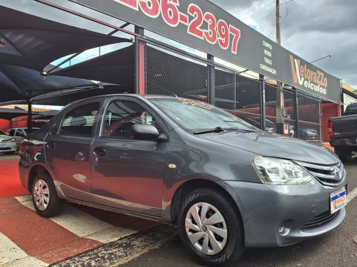 Toyota Etios Sedán Etios Sedán 1.5 X SEDAN 16V FLEX 4P MANUAL