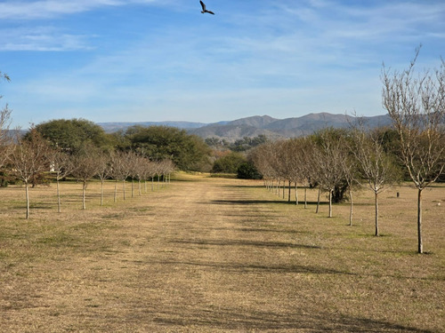 Córdoba, Anisacate, Casa De 3 Dormitorios, Arroyo Y Visuales A Las Sierras