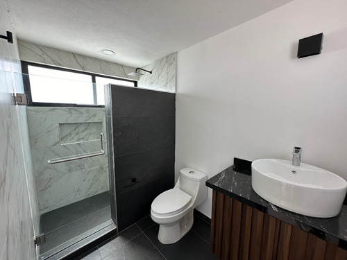 Casa En Venta Lomas De Angelopolis 2 Parque Lisboa Con Cancha De Paddle