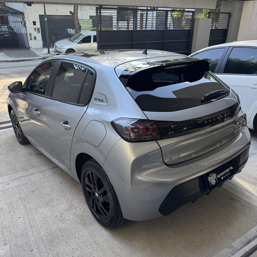 Peugeot 208 1.6 Style Tiptronic