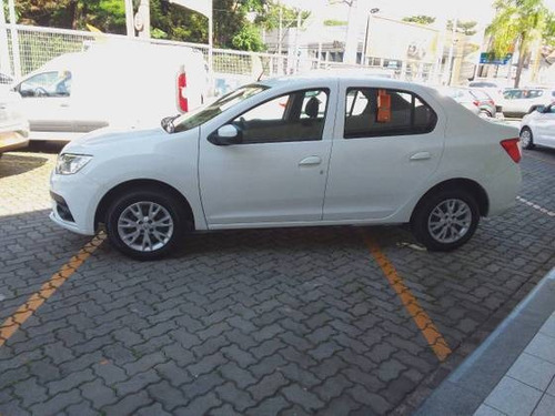 Imagem 9 de 10 de Renault Logan 1.0 12v Sce Flex Zen Manual