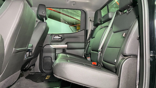 Imagen 10 de 18 de Chevrolet Silverado Ltz 4x4 5.3 At 2020
