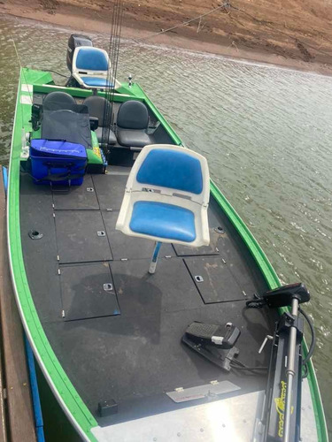 Barco Maresias Wave 5,90 + Mercury 90 Hp Ano 2010 Com 19 Hrs