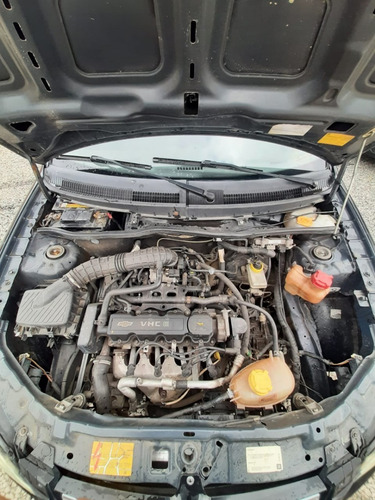 Imagem 5 de 9 de Chevrolet Celta Ls 1.0