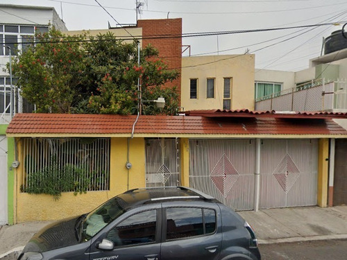 Imagen 1 de 13 de 03 Casa En Venta Por Remate Bancario, Ubicado En Playa Tecolutla 355, Reforma Iztacíhuatl, Cuenta Con 3 Habitaciones, 3 Baños Y 3 Estacionamientos