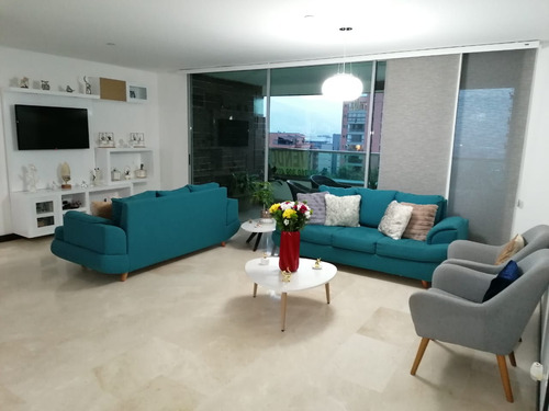 Apartamento En El Poblado ,muy Nuevo!!!!