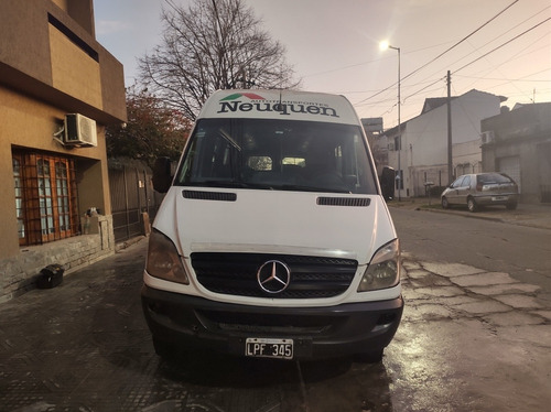 Imagen 6 de 12 de Mercedes-benz Sprinter 2012 2.1 515 Combi 4325 150cv 19+1