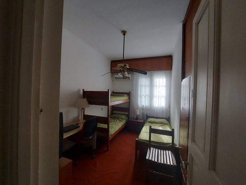 Residencia Para Vivienda O Empresa Con Gran Fondo