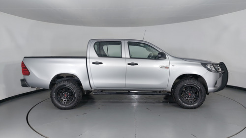 Toyota Hilux 2.8 DIESEL 4WD DOBLE CABINA