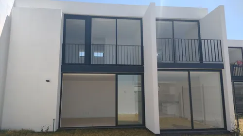 Casa En Venta En Condominio