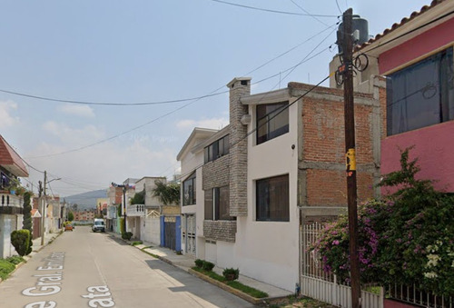 Casa En Venta De Dos Niveles, Ubicada Ojo De Agua San Martin Texmelucan De Labastida Puebla