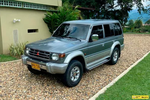 Mitsubishi Montero 3.0 V43 Wagon