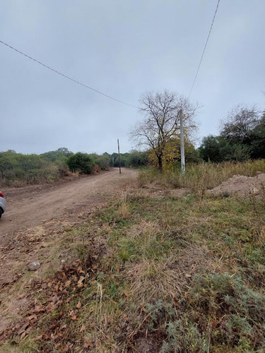 Imagen 5 de 16 de Vendo Lote Con Contruccion En Agua De Oro!