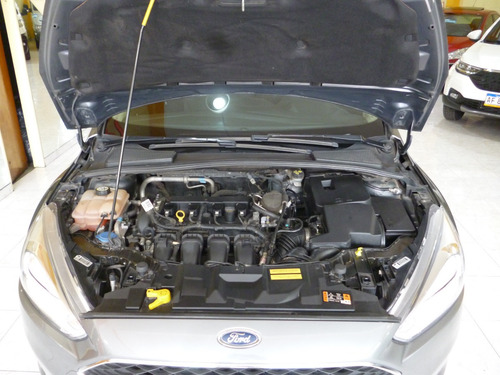 Ford Focus III 2.0 Sedan Se Plus At6