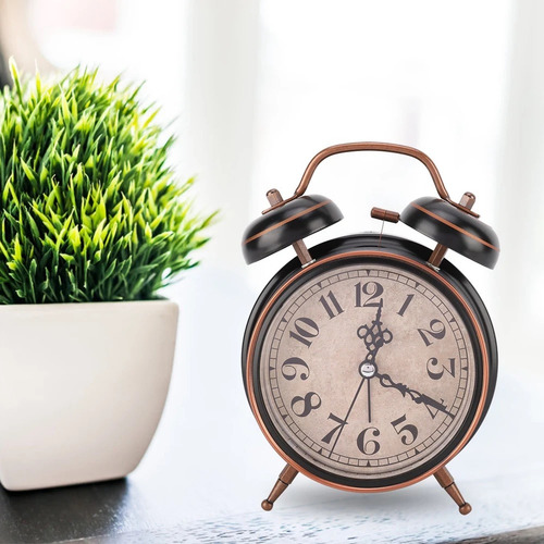 Reloj Despertador Retro Alarma Diseño Antiguo De Buró Luz