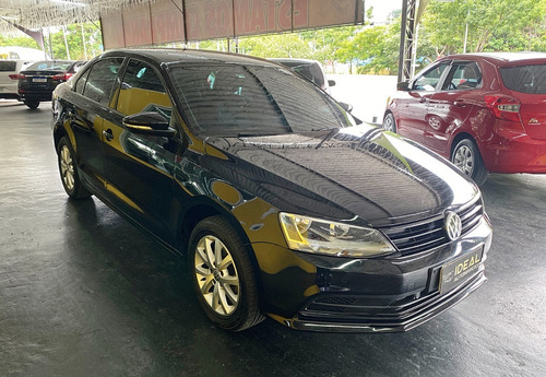 Imagem 15 de 25 de Volkswagen - Jetta 2.0 Trendline Tiptronic Flex Aut. - 2016